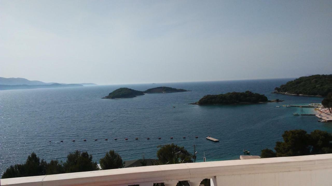 Hotel Majestic Ksamil Exterior photo