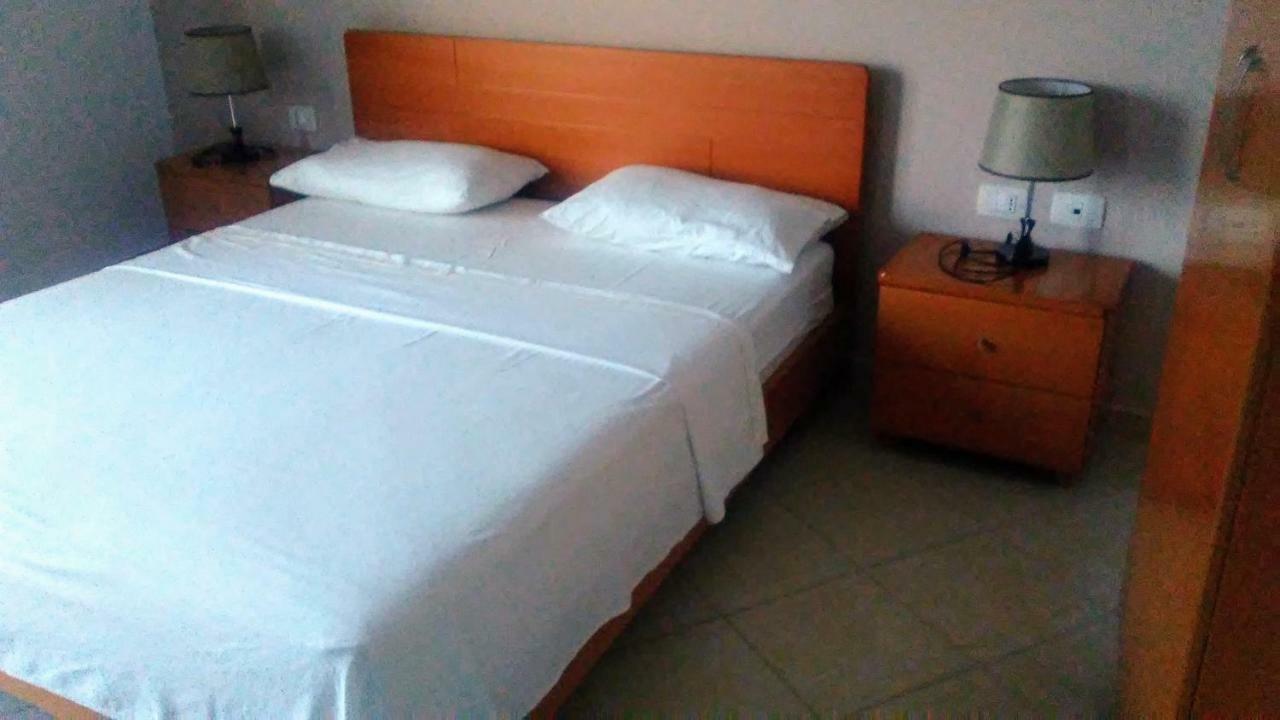 Hotel Majestic Ksamil Exterior photo