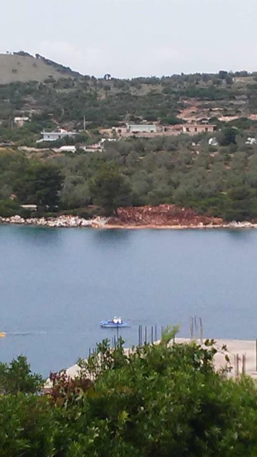 Hotel Majestic Ksamil Exterior photo