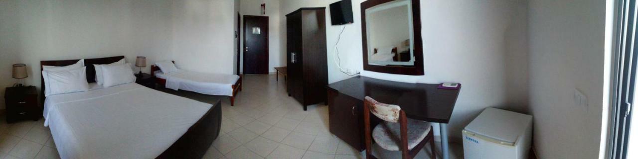 Hotel Majestic Ksamil Exterior photo